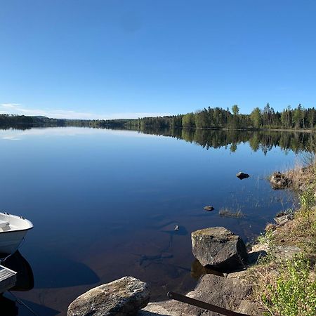 Cozy Cottage By The Lake, Charlottenberg Amotfors Екстер'єр фото